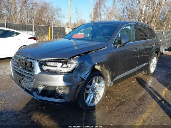 WA1VAAF73JD054944 2018 AUDI Q7 - Image 2