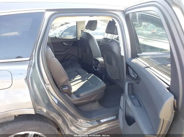 WA1VAAF74HD002331 2017 AUDI Q7 - Image 8