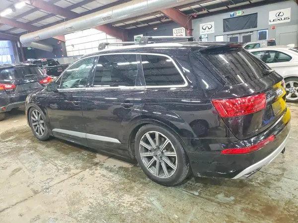WA1VAAF74HD003639 2017 AUDI Q7 - Image 2