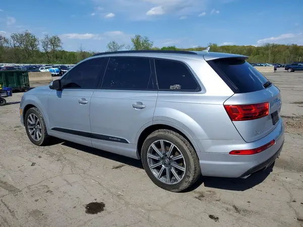 WA1VAAF74HD003821 2017 AUDI Q7 - Image 2