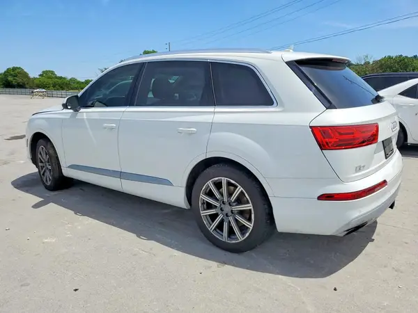 WA1VAAF74HD043834 2017 AUDI Q7 - Image 2