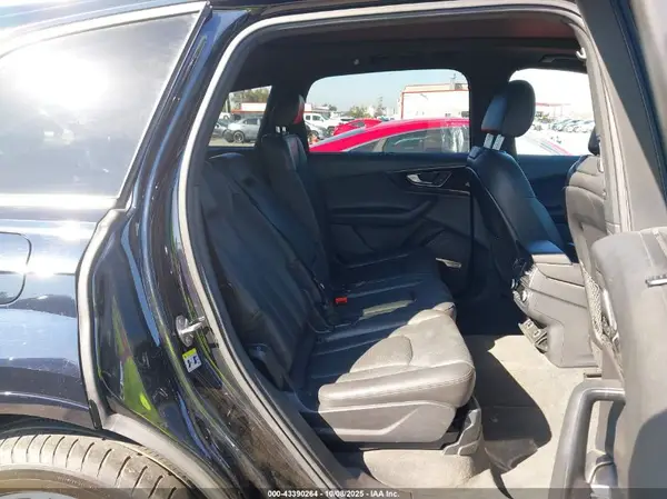 WA1VAAF74HD052226 2017 AUDI Q7 - Image 8