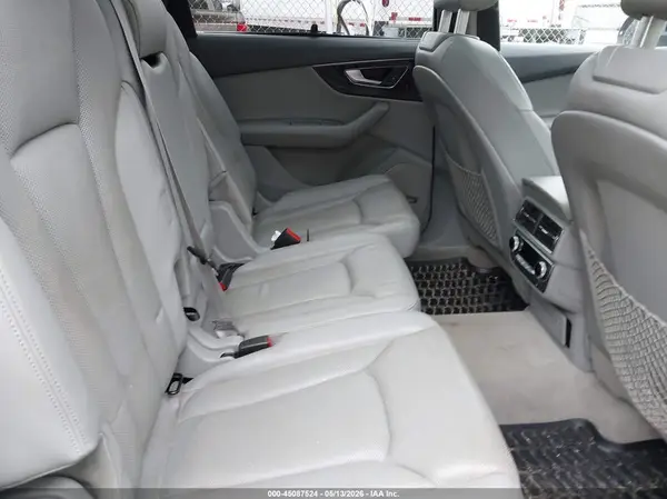 WA1VAAF74HD053697 2017 AUDI Q7 - Image 8