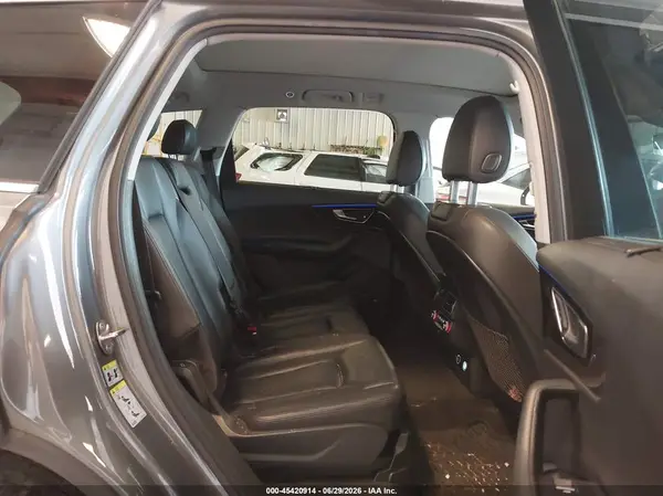 WA1VAAF74JD011147 2018 AUDI Q7 - Image 8