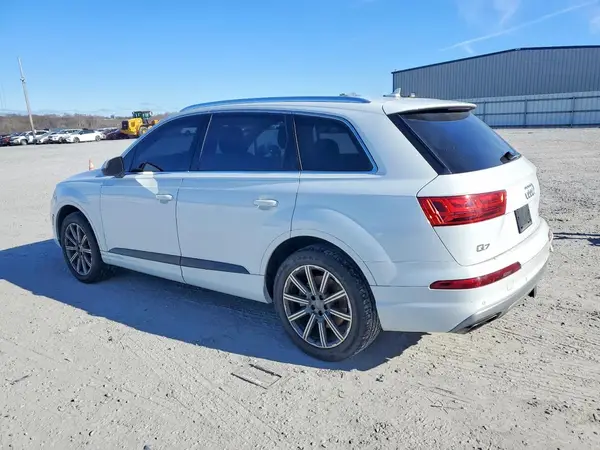 WA1VAAF74JD014162 2018 AUDI Q7 - Image 2