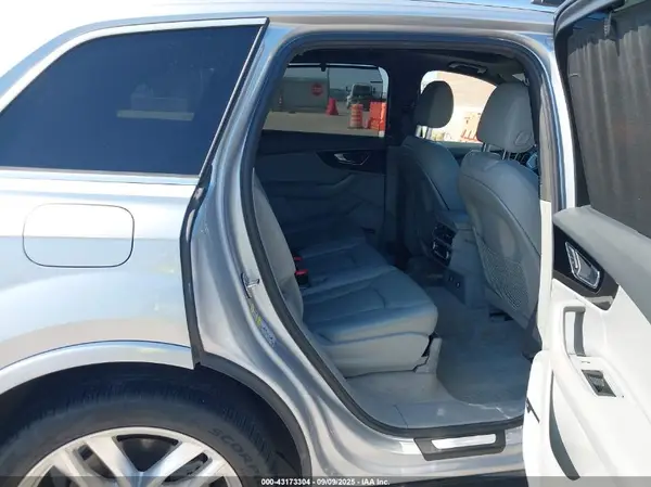 WA1VAAF74JD024514 2018 AUDI Q7 - Image 8