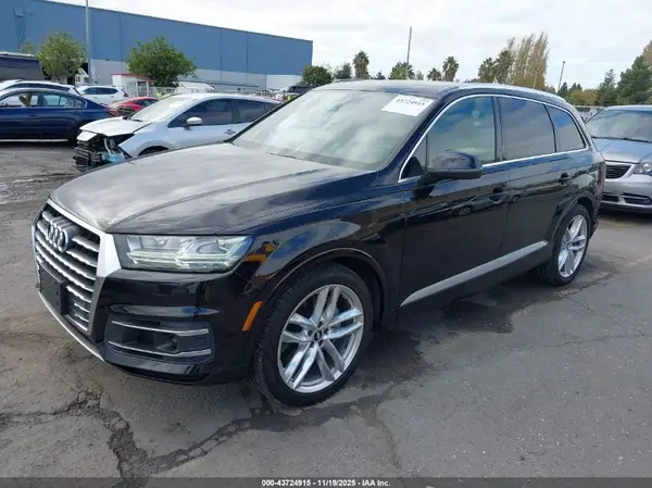WA1VAAF74JD027901 2018 AUDI Q7 - Image 2