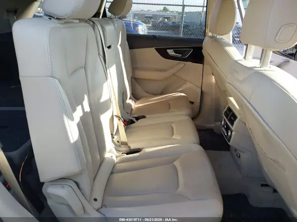 WA1VAAF74KD011604 2019 AUDI Q7 - Image 8