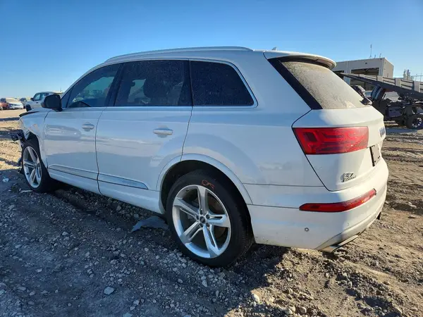 WA1VAAF74KD015863 2019 AUDI Q7 - Image 2