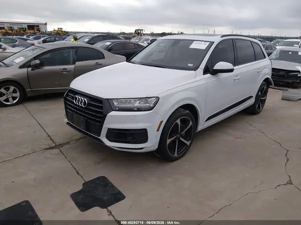 WA1VAAF74KD035630 2019 AUDI Q7 - Image 2