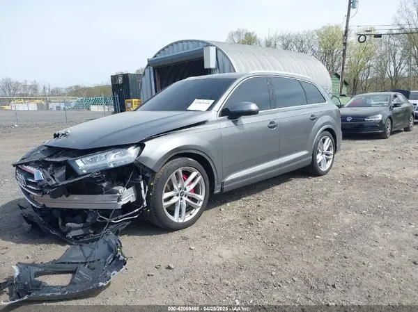 WA1VAAF75HD002757 2017 AUDI Q7 - Image 2