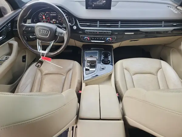 WA1VAAF75HD017209 2017 AUDI Q7 - Image 8