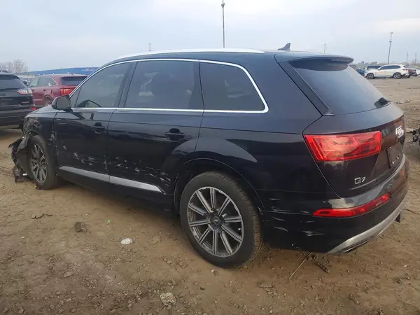 WA1VAAF75HD025827 2017 AUDI Q7 - Image 2
