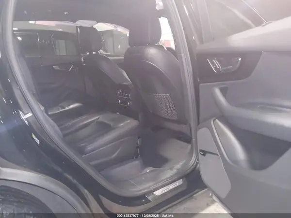 WA1VAAF75HD029991 2017 AUDI Q7 - Image 8