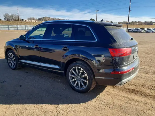 WA1VAAF75HD030039 2017 AUDI Q7 - Image 2
