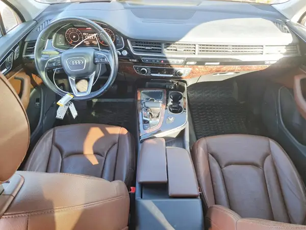 WA1VAAF75HD030039 2017 AUDI Q7 - Image 8