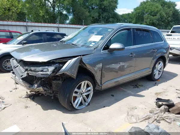 WA1VAAF75HD033247 2017 AUDI Q7 - Image 2