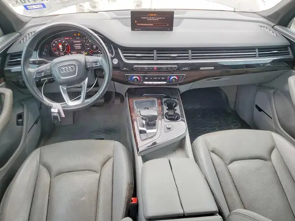 WA1VAAF75HD035872 2017 AUDI Q7 - Image 8