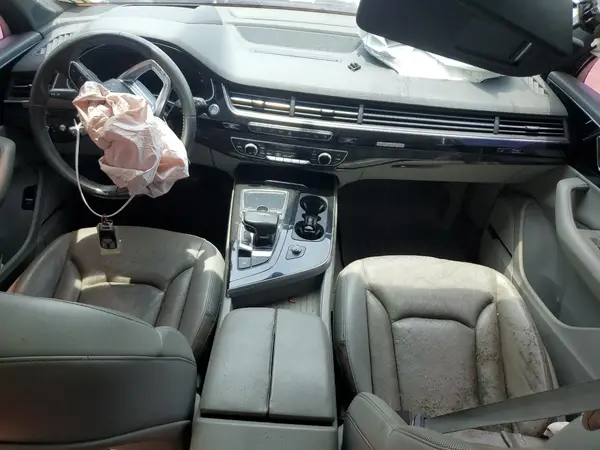 WA1VAAF75HD041560 2017 AUDI Q7 - Image 8