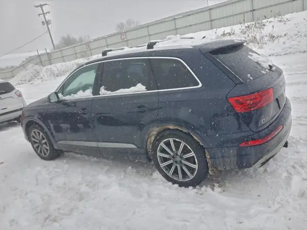 WA1VAAF75HD045768 2017 AUDI Q7 - Image 2