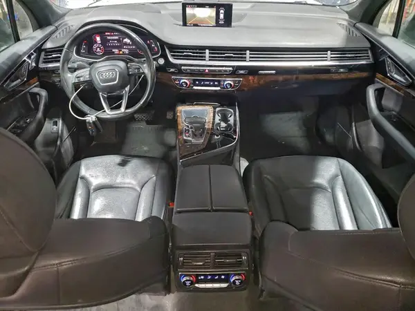 WA1VAAF75HD052509 2017 AUDI Q7 - Image 8