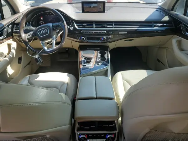 WA1VAAF75HD056995 2017 AUDI Q7 - Image 8