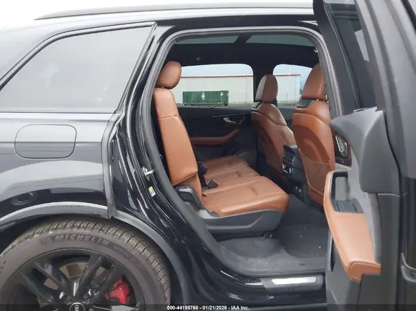 WA1VAAF75JD004594 2018 AUDI Q7 - Image 8