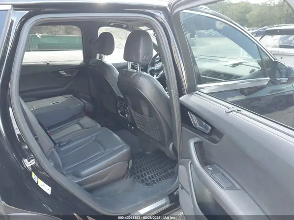 WA1VAAF75JD004871 2018 AUDI Q7 - Image 8