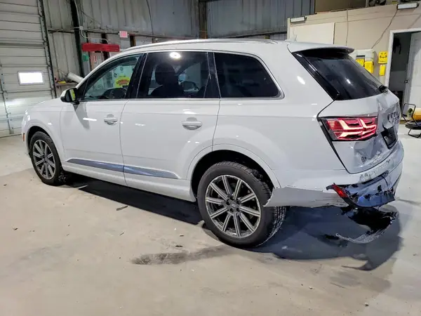 WA1VAAF75JD017264 2018 AUDI Q7 - Image 2
