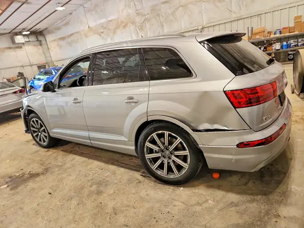 WA1VAAF75JD018074 2018 AUDI Q7 - Image 2