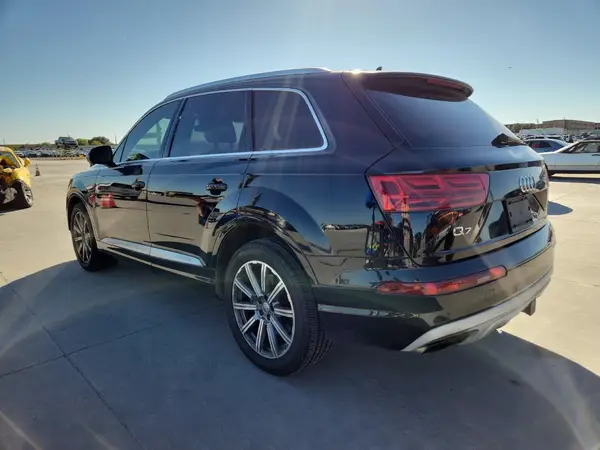 WA1VAAF75JD020388 2018 AUDI Q7 - Image 2