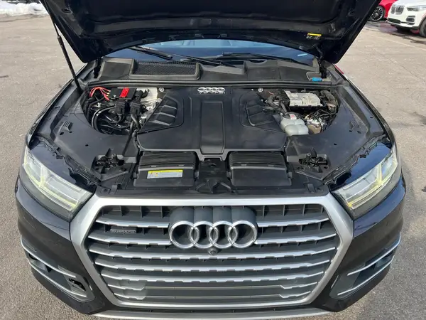 WA1VAAF75JD020469 2018 AUDI Q7 - Image 8