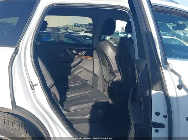 WA1VAAF75JD026126 2018 AUDI Q7 - Image 8