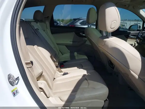 WA1VAAF75JD026529 2018 AUDI Q7 - Image 8