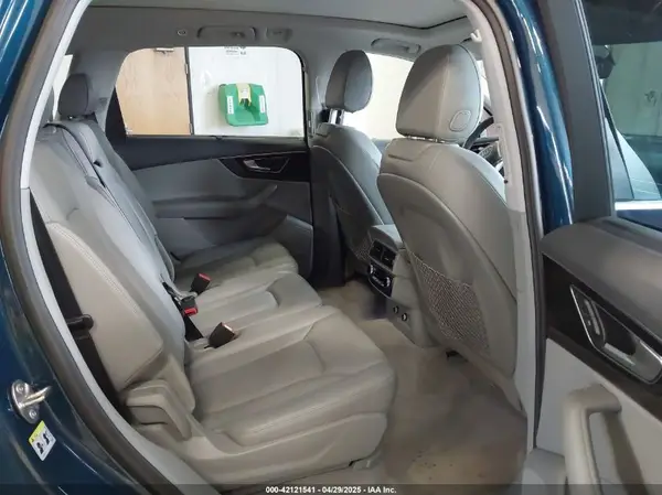 WA1VAAF75JD028331 2018 AUDI Q7 - Image 8