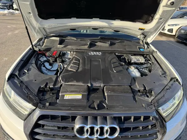 WA1VAAF75JD036140 2018 AUDI Q7 - Image 8
