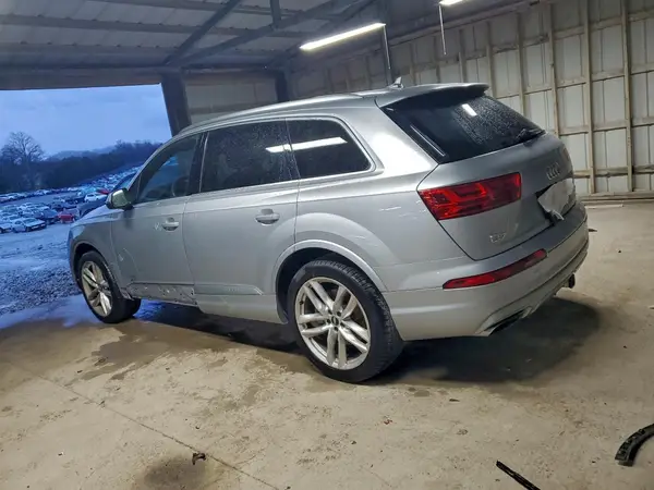 WA1VAAF75JD044268 2018 AUDI Q7 - Image 2