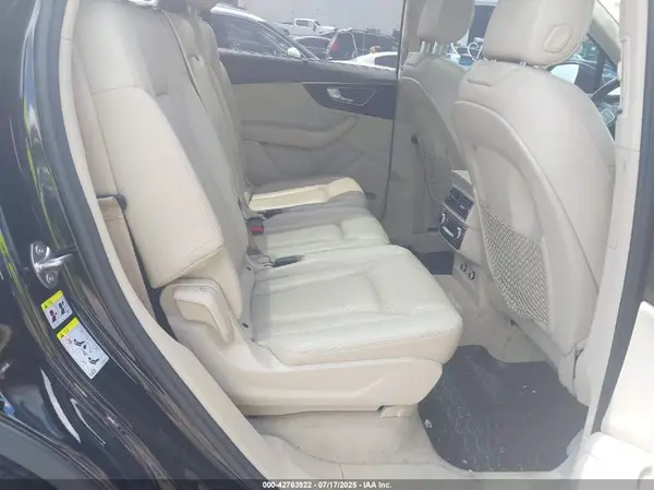 WA1VAAF75JD051432 2018 AUDI Q7 - Image 8
