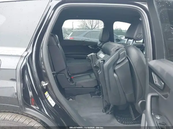 WA1VAAF75KD001521 2019 AUDI Q7 - Image 8