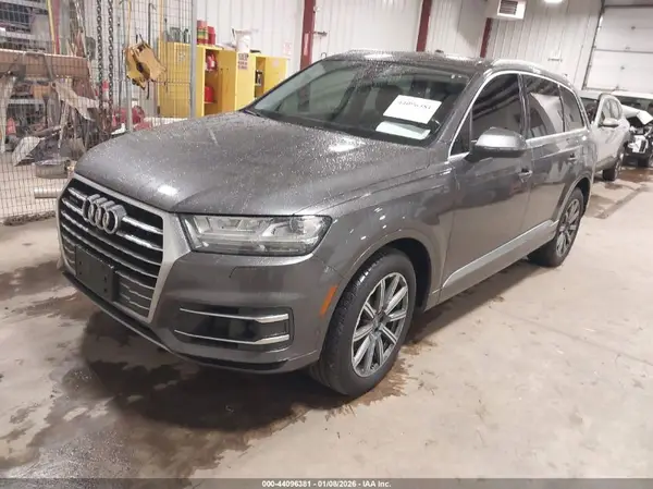 WA1VAAF75KD003219 2019 AUDI Q7 - Image 2