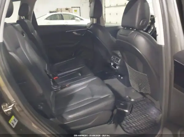WA1VAAF75KD003219 2019 AUDI Q7 - Image 8
