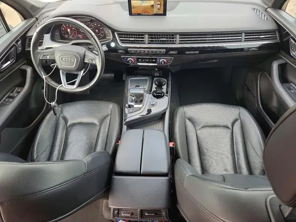 WA1VAAF75KD003947 2019 AUDI Q7 - Image 8
