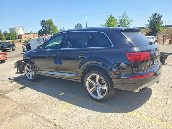 WA1VAAF75KD009425 2019 AUDI Q7 - Image 2