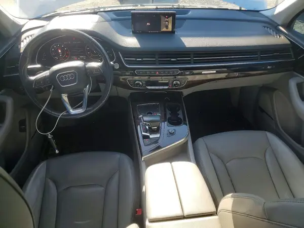 WA1VAAF75KD015788 2019 AUDI Q7 - Image 8