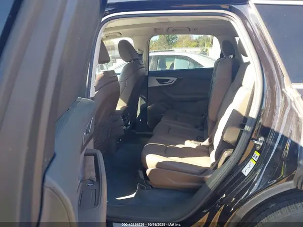 WA1VAAF75KD016911 2019 AUDI Q7 - Image 8