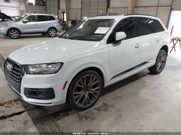 WA1VAAF75KD037130 2019 AUDI Q7 - Image 2