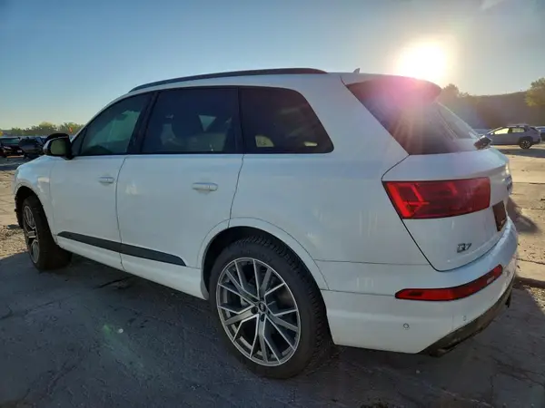 WA1VAAF75KD040304 2019 AUDI Q7 - Image 2