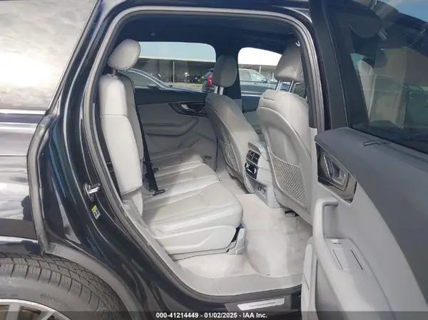 WA1VAAF75KD047401 2019 AUDI Q7 - Image 8