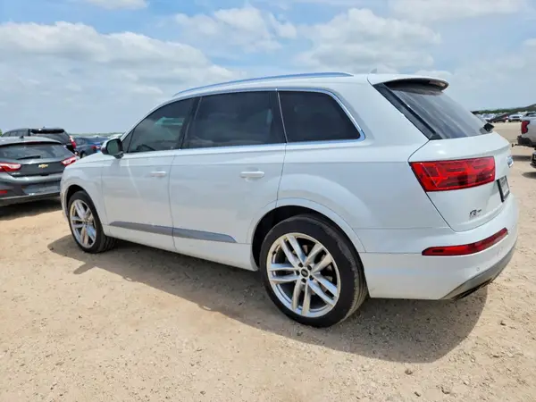 WA1VAAF76HD019549 2017 AUDI Q7 - Image 2