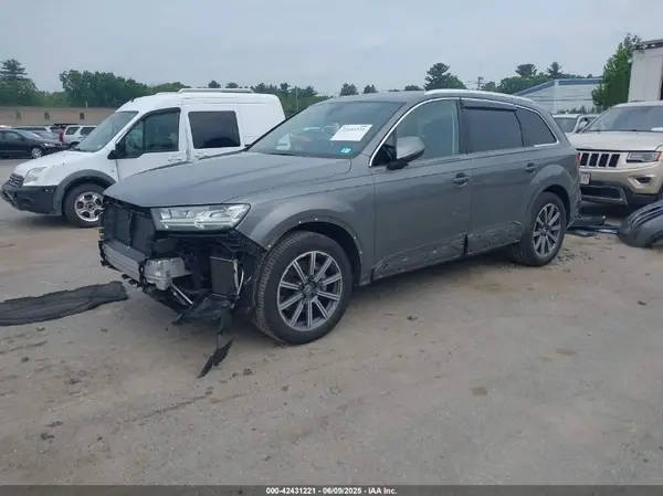 WA1VAAF76HD020992 2017 AUDI Q7 - Image 2